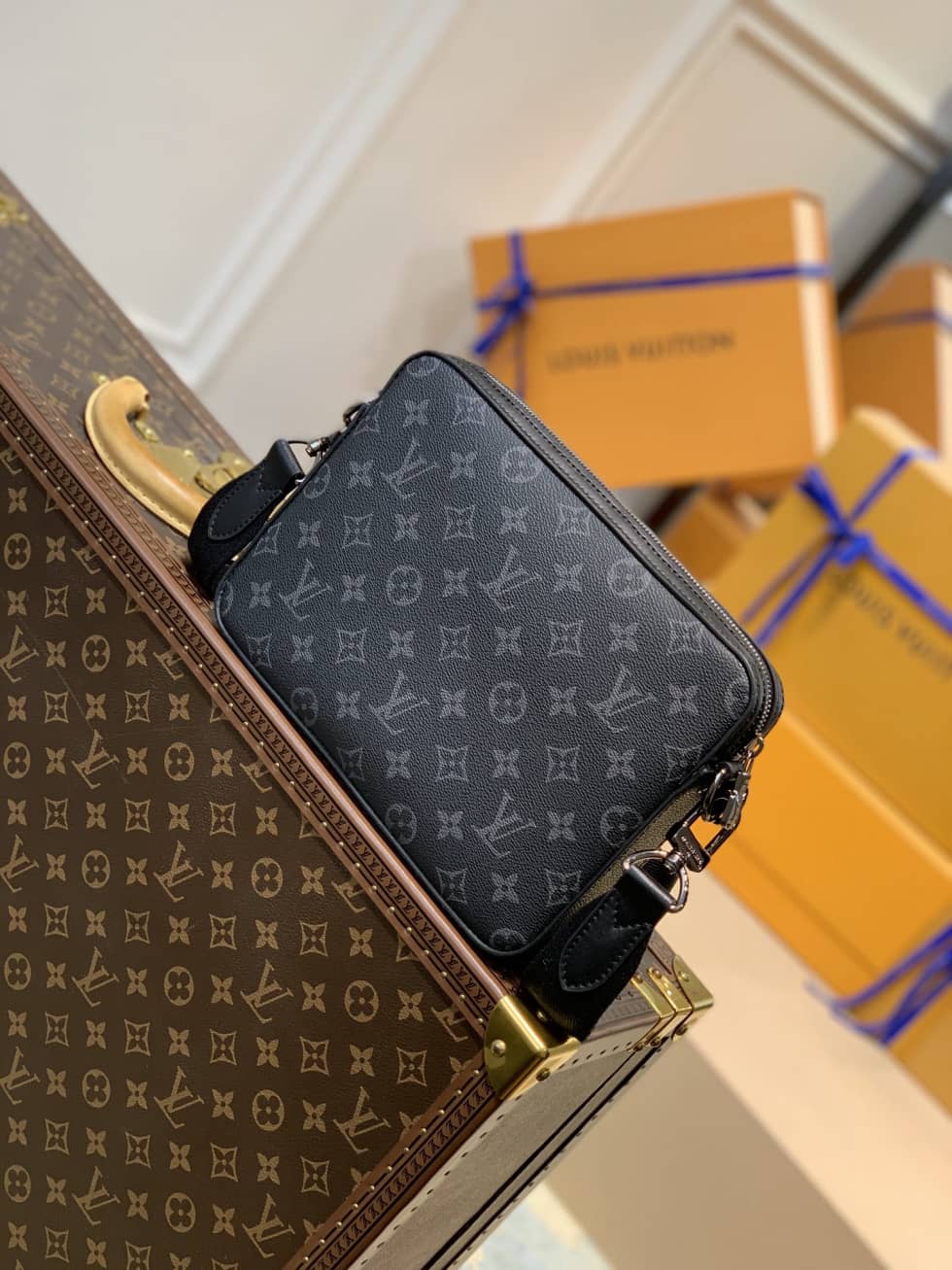 Best Replica Louis Vuitton x Nigo Trio Monogram Stripes Black M45965 Replica Messenger Bag - Colareps