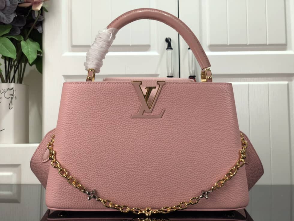 Best Replica Louis Vuitton Capucines MM M59209 Replica Shoulder Bag - Colareps