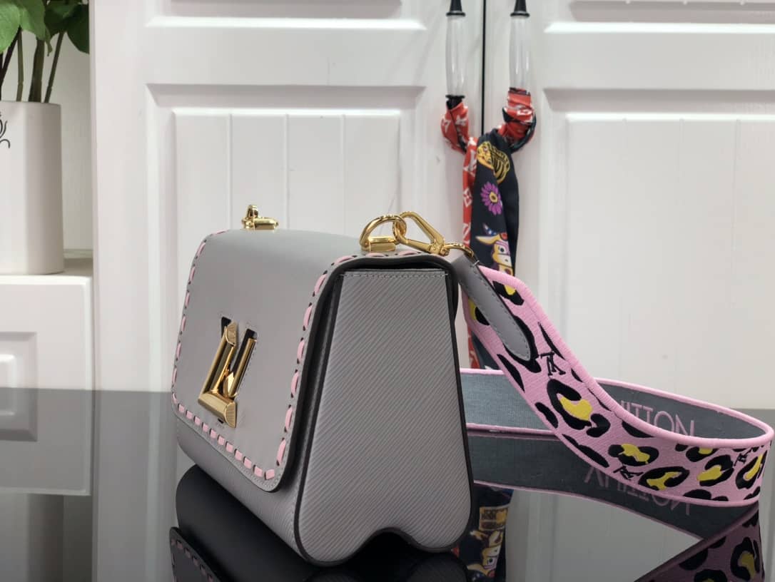 Best Replica Louis Vuitton Epi Leather Twist MM Replica Bag M58606 - Colareps