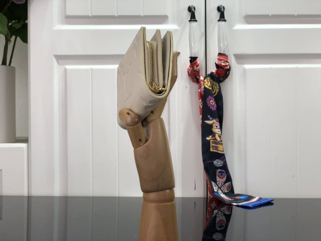 Best Replica Louis Vuitton Monogram Empreinte Portefeiulle Clear Replica Wallet M80754 - Colareps