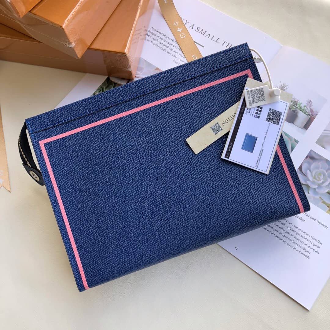 Best Replica Louis Vuitton Taiga Leather Pochette Voyage MM Replica M30577 - Colareps