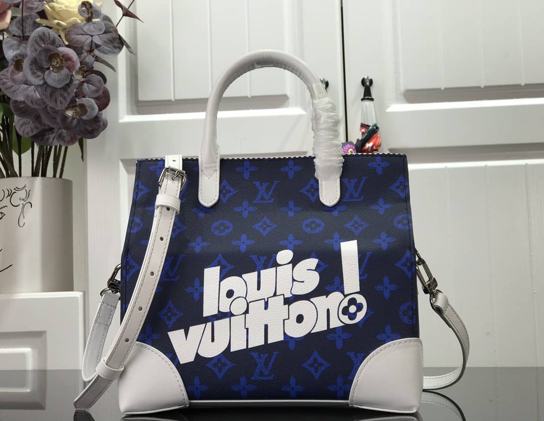 Best Replica Louis Vuitton Vintage Litter Bag Monogram Canvas Everyday Signature Replica - Colareps