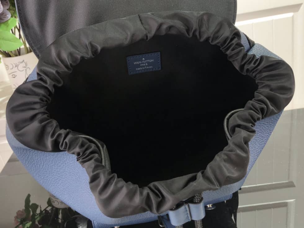 L0vis Vvtt0n Christopher Slim Taurillon Leather Blue M58644 Replica Backpack