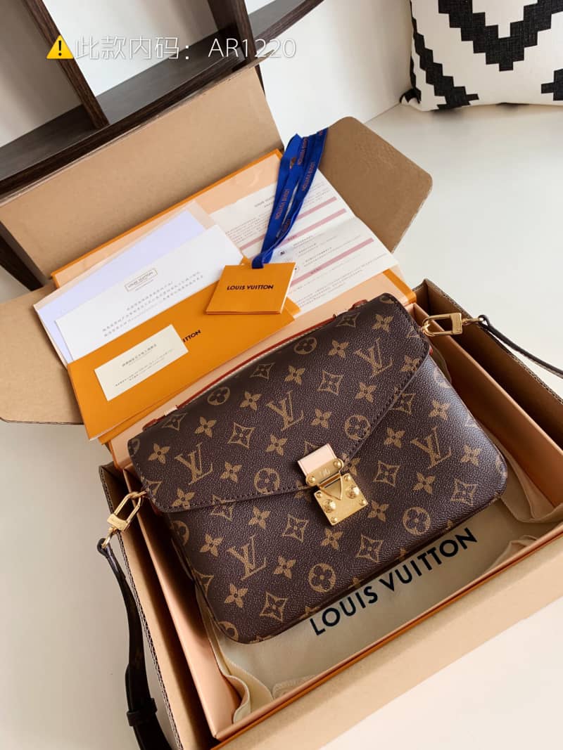 Best Replica Louis Vuitton Monogram Pochette Metis Crossbody Bag Replica M44875 - Colareps