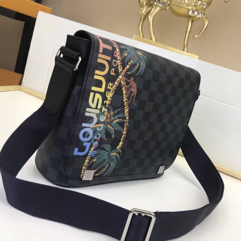 L0vis Vvtt0n District PM Replica Crossbody Bag N50005