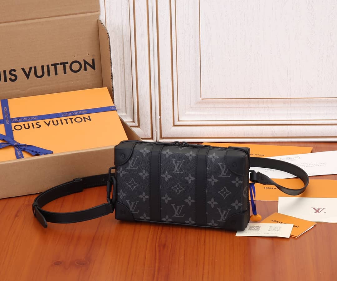 Best Replica Louis Vuitton Pochette Dupe Monogram Eclipse Soft Trunk M69838 - Colareps