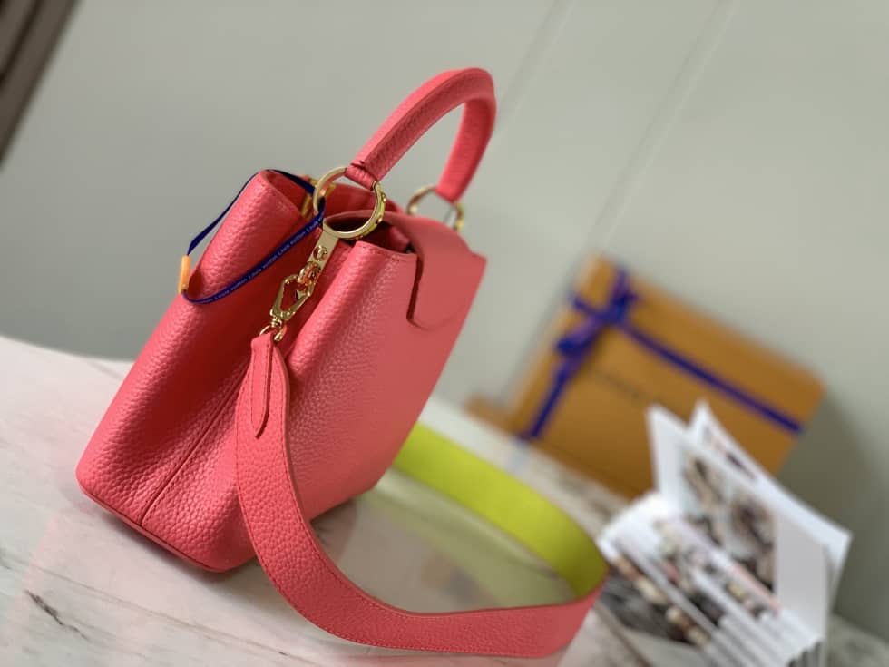 Best Replica Louis Vuitton Capucines BB Rose M59468 Replica Shoulder Bag - Colareps