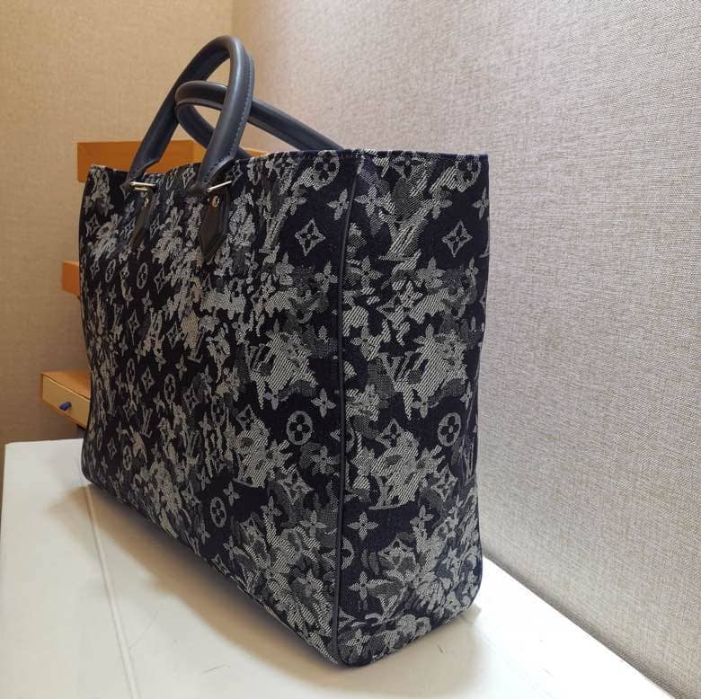 Best Replica Louis Vuitton Gran Sac Monogram Tapestry Tote Replica M57284 - Colareps