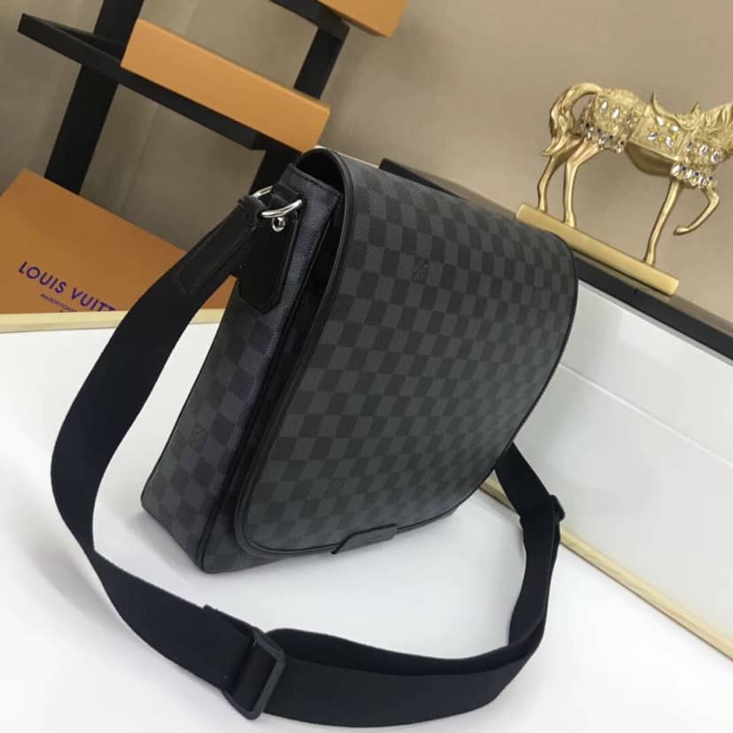 L0vis Vvtt0n Damier Graphite Daniel MM Replica Shoulder Bag N58029