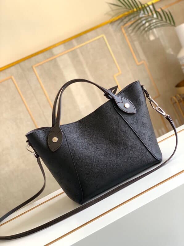 Best Replica Louis Vuitton Mahina Hina PM Leather Tote Replica Black M54353 - Colareps