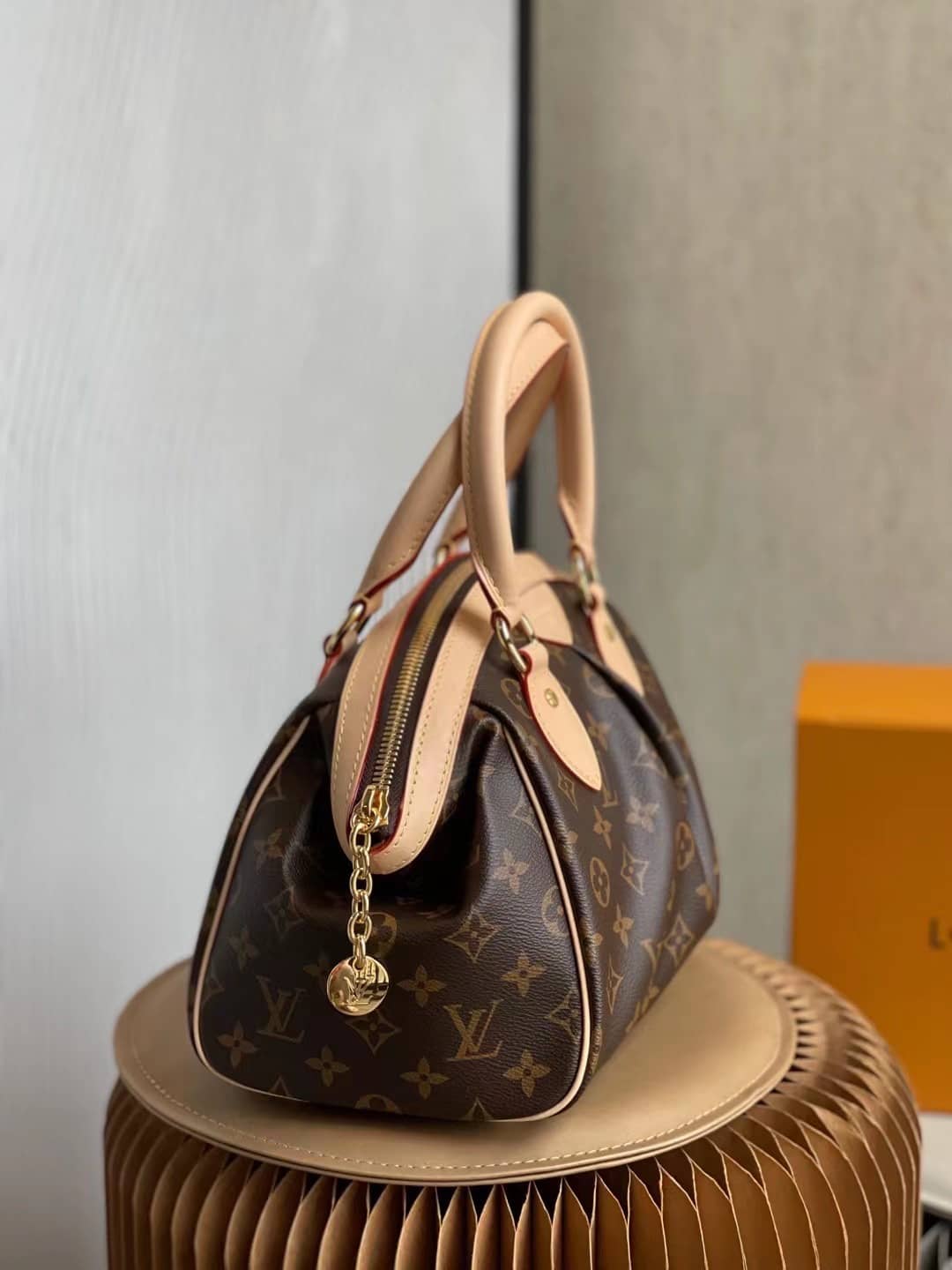Best Replica Louis Vuitton Monogram Tivoli PM M40143 Replica Shoulder Bag - Colareps
