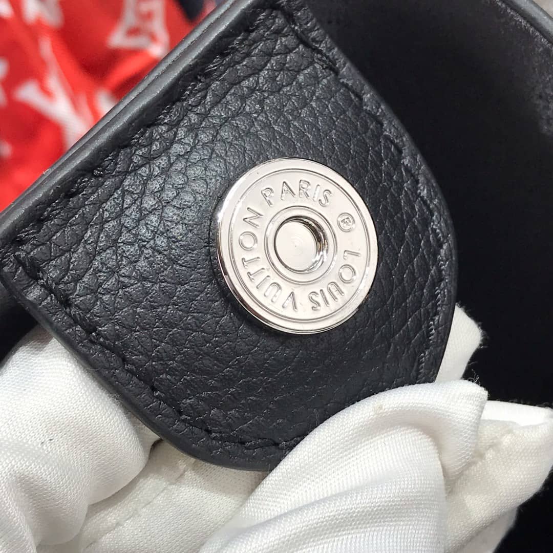 Best Replica Louis Vuitton Mahina Hina PM Leather Tote Replica Black M54353 - Colareps