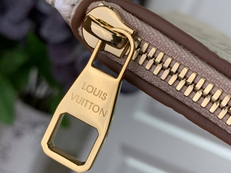 Best Replica Louis Vuitton Neverfull MM Carryall Pale Beige M46231 Replica Tote - Colareps