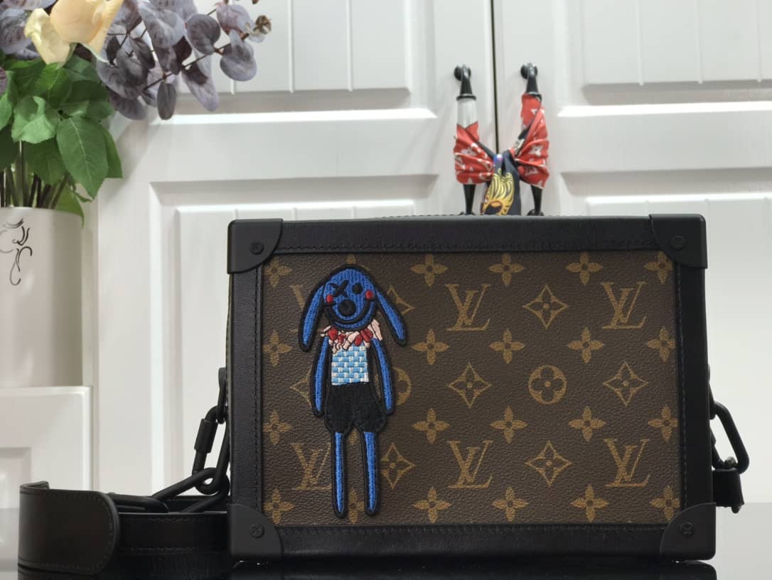 Best Replica Louis Vuitton Soft Trunk Monogram Canvas Replica Bag M45619 - Colareps