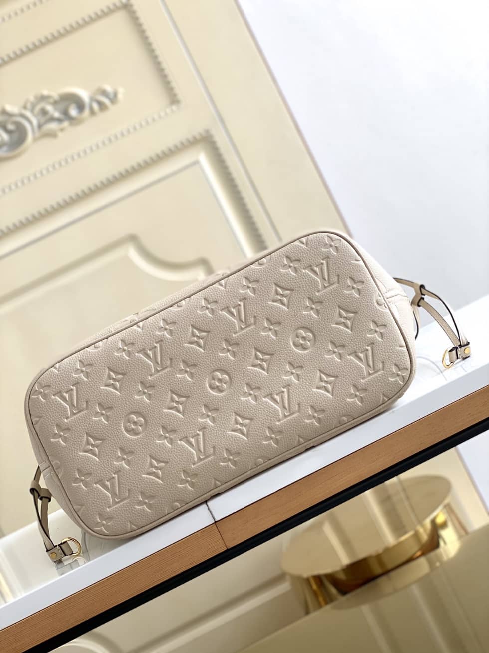Best Replica Louis Vuitton Monogram Empreinte Neverfull MM White M45684 Replica Tote - Colareps