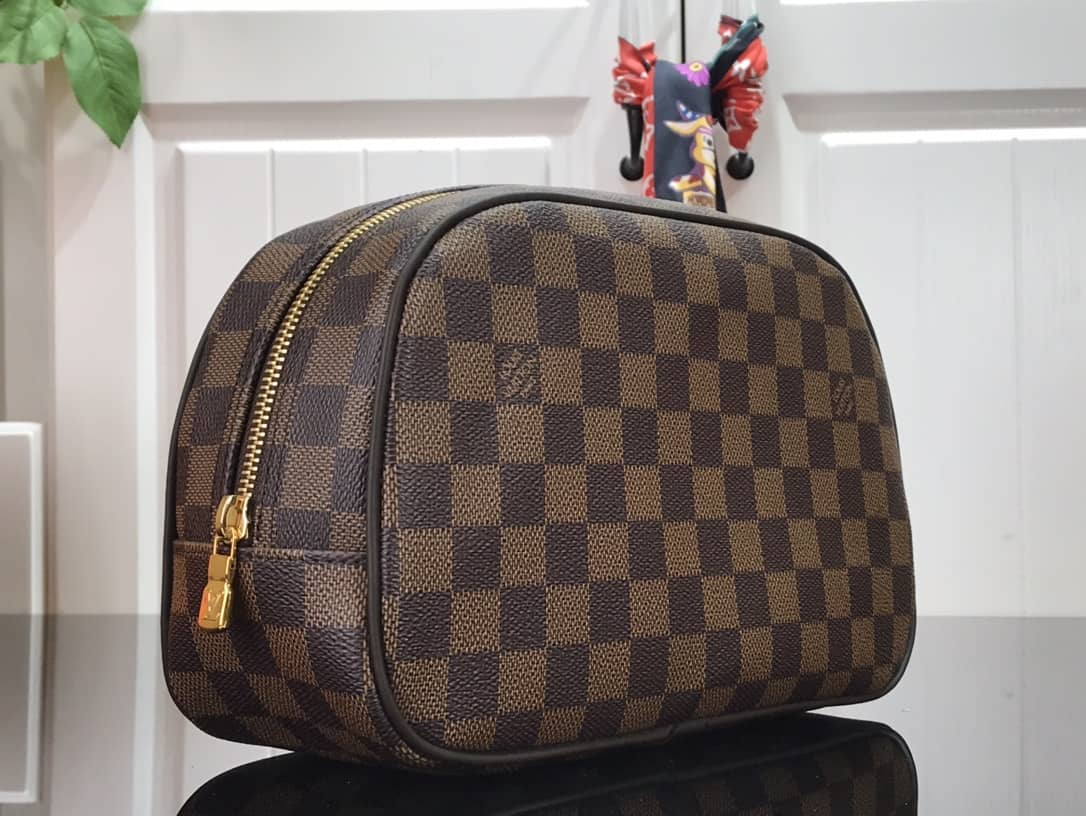Best Replica Louis Vuitton Damier Ebene Toiletry Bag Replica M47527 - Colareps