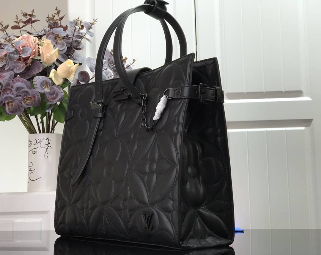 Best Replica Luxury Mens Leather Logo Chain Tote - Colareps