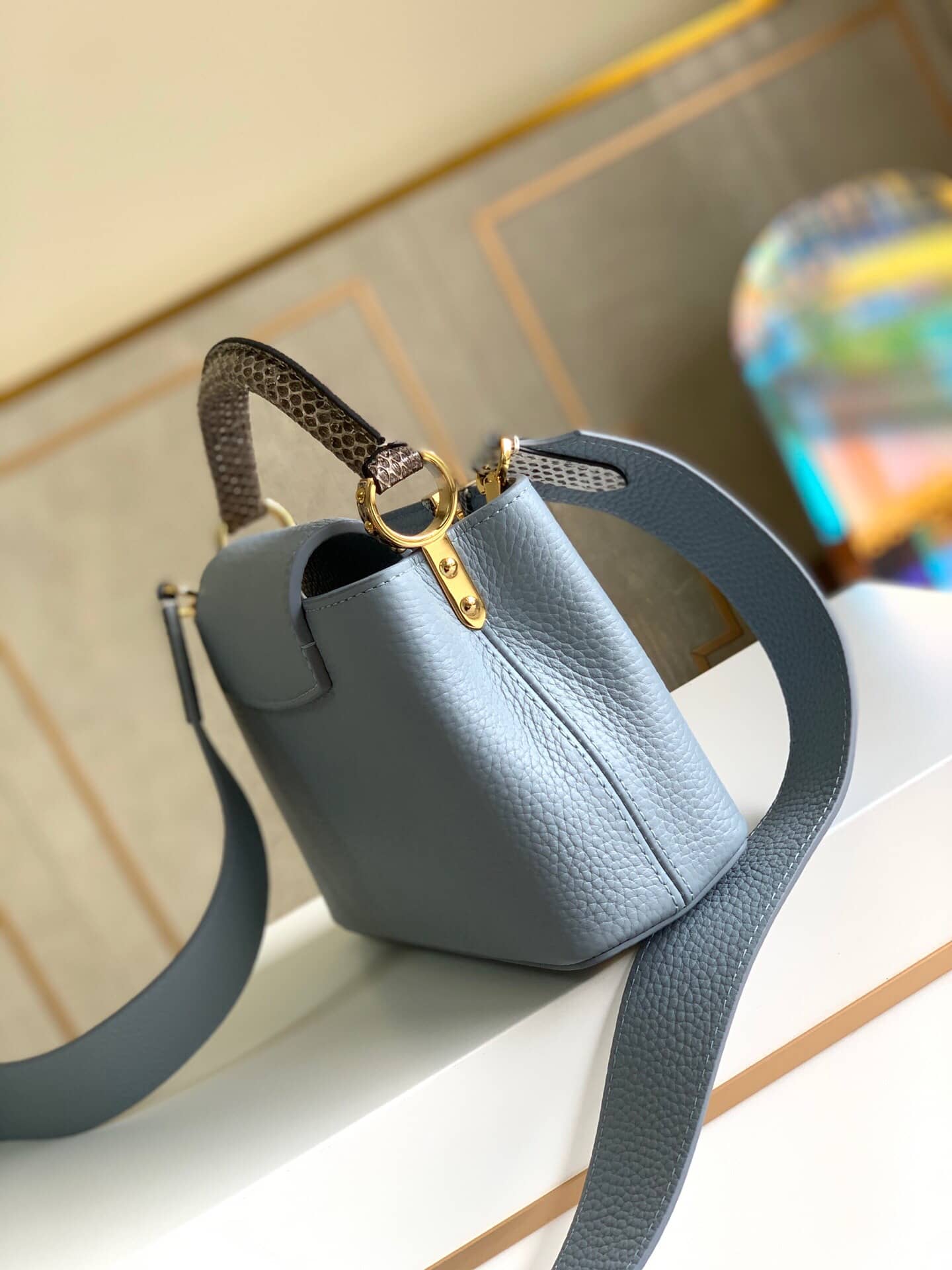 Best Replica Louis Vuitton Capucines Mini Replica Bag Blue M55921 - Colareps