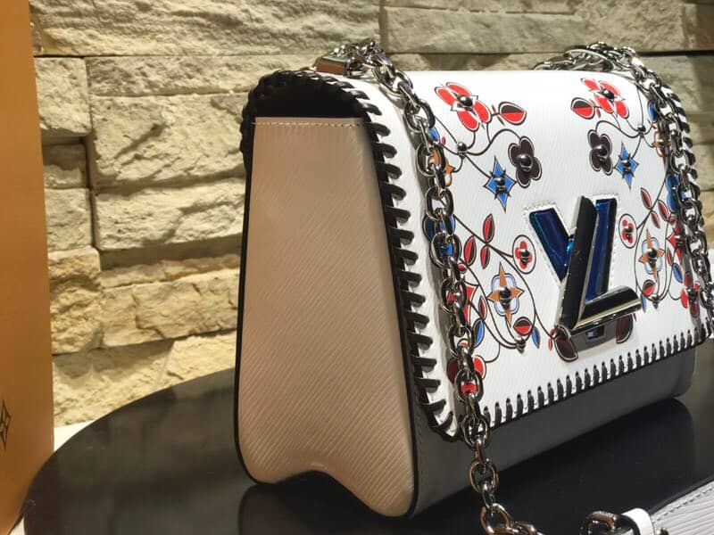 Best Replica Louis Vuitton Knockoff Twist MM Chain Shoulder Bag Sale - Colareps