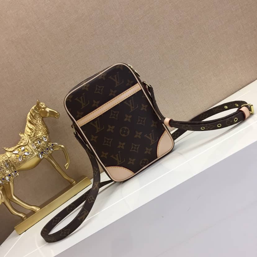 Best Replica Louis Vuitton Monogram Danube Replica Crossbody Bag M45266 - Colareps