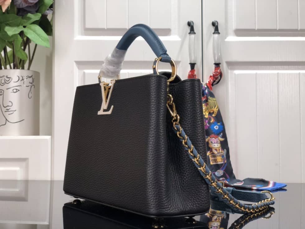 Best Replica Louis Vuitton Capucines BB M59709 Replica Shoulder Bag - Colareps