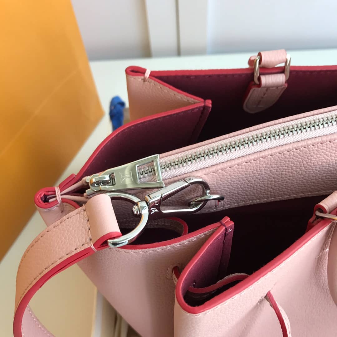 Best Replica Louis Vuitton Lockmeto Tote Leather Tote Replica Pink M54569 - Colareps