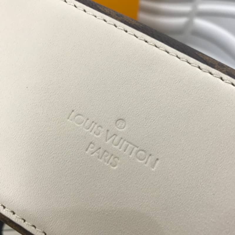 Best Replica Louis Vuitton Saintonge Monogram Canvas Replica Shoulder Bag White M43557 - Colareps