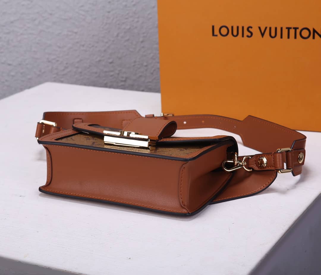 Best Replica LV Bum Bag Dupe Monogram Reverse Dauphine M44586(ColaReps) - Colareps