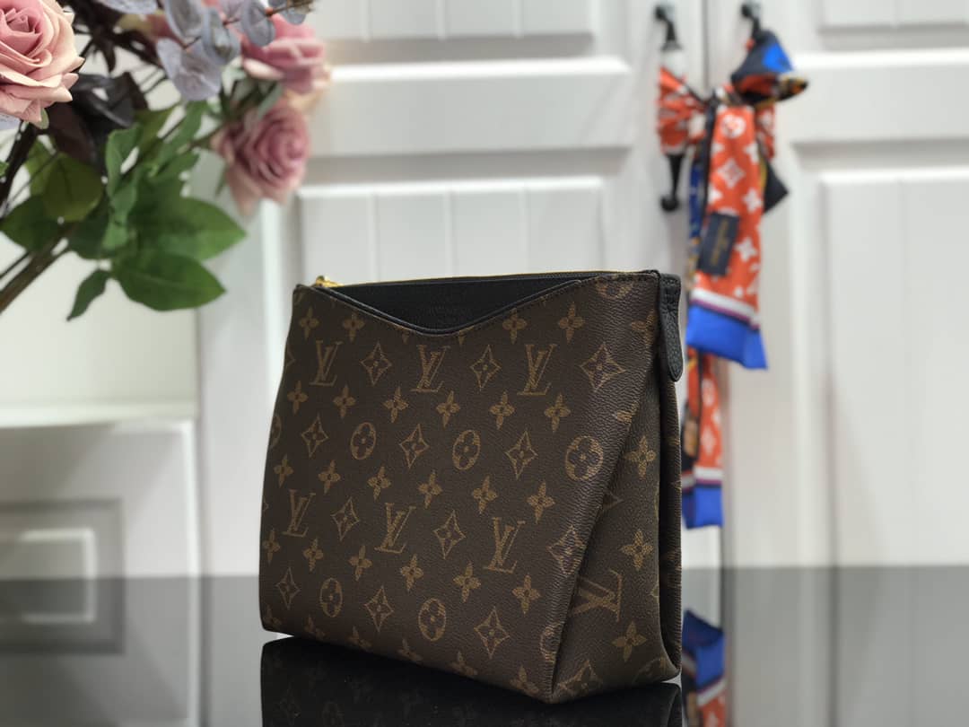 Best Replica Louis Vuitton Pallas Beauty Case Monogram Canvas Replica Black M64123 - Colareps