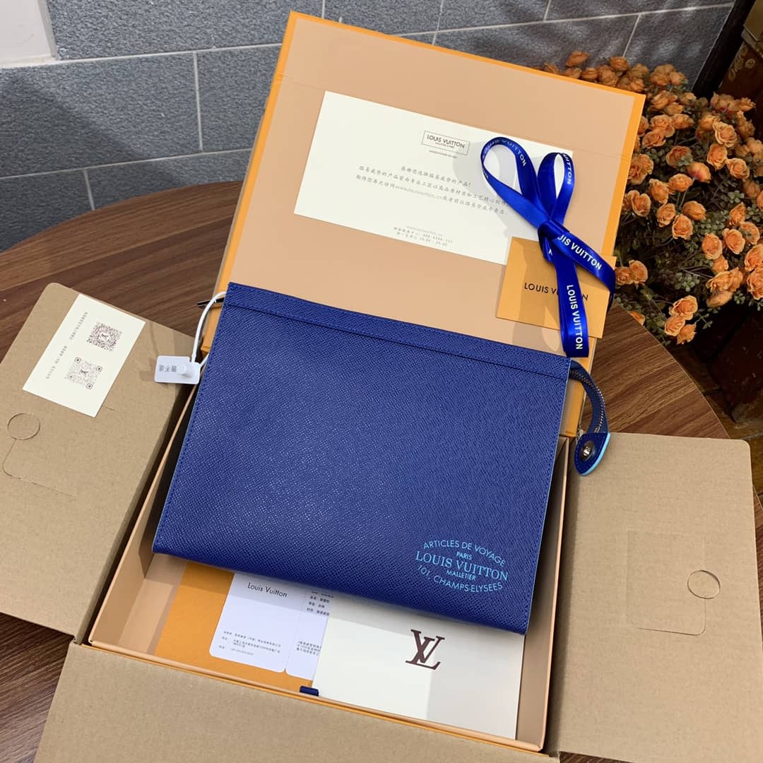 Best Replica Louis Vuitton Pochette Voyage MM Replica Clutch Blue M30395 - Colareps