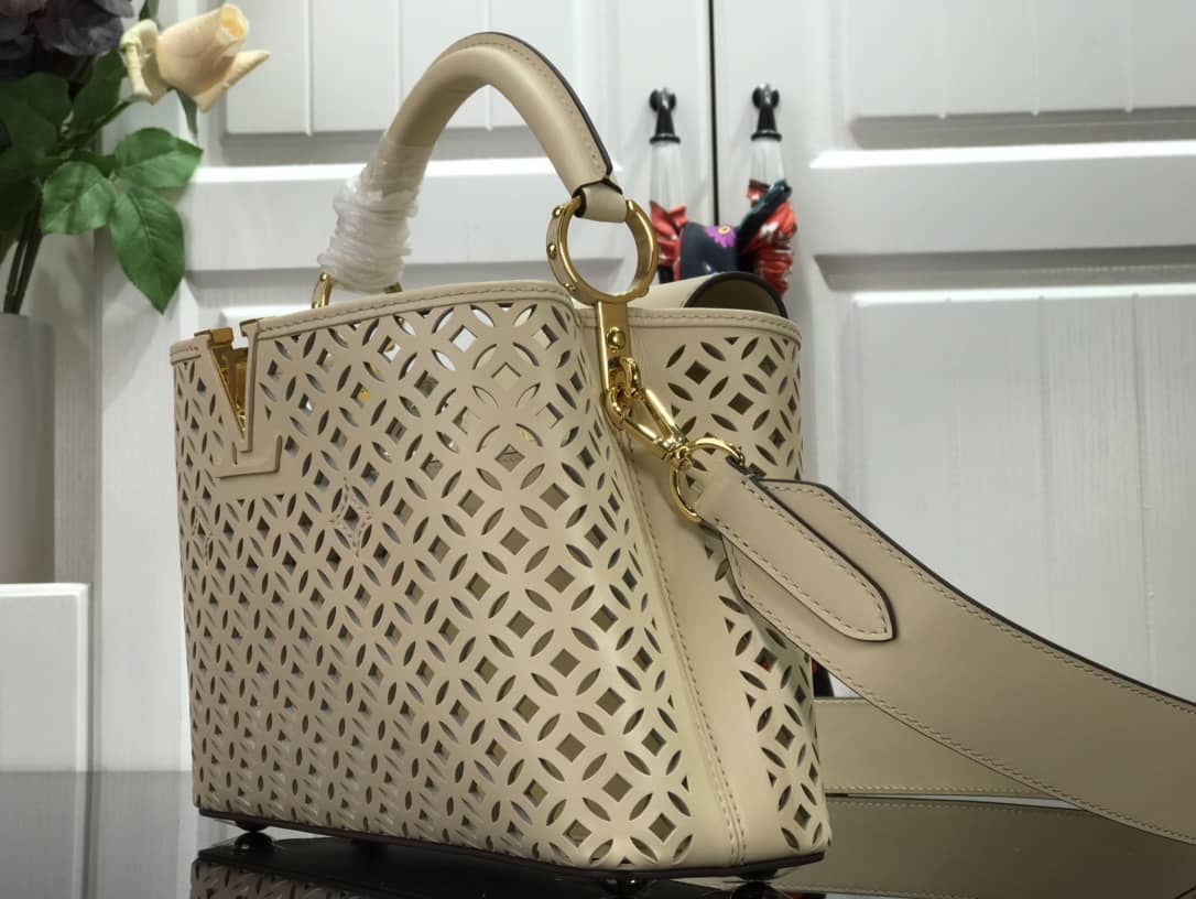 Best Replica Louis Vuitton Capucines BB Cutout Leather Bag Replica Beige M57228 - Colareps