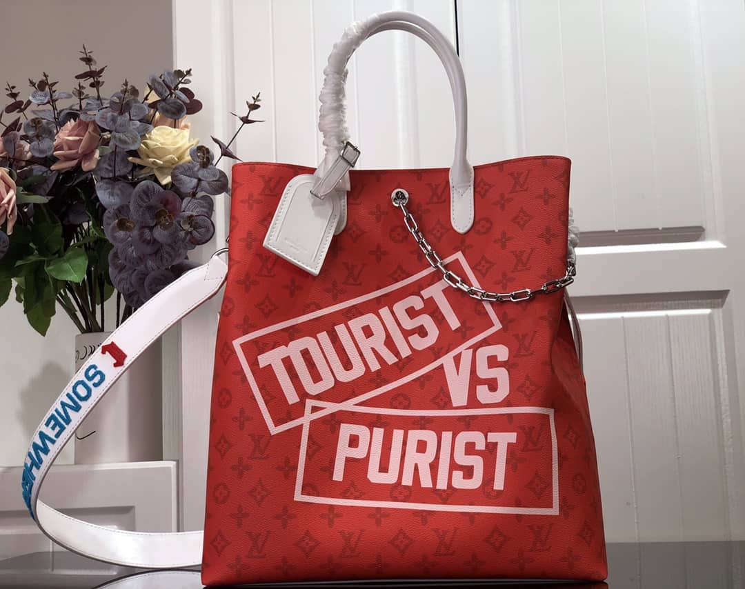 Best Replica Louis Vuitton “Tourist Vs Purist” Tote Bag - Colareps