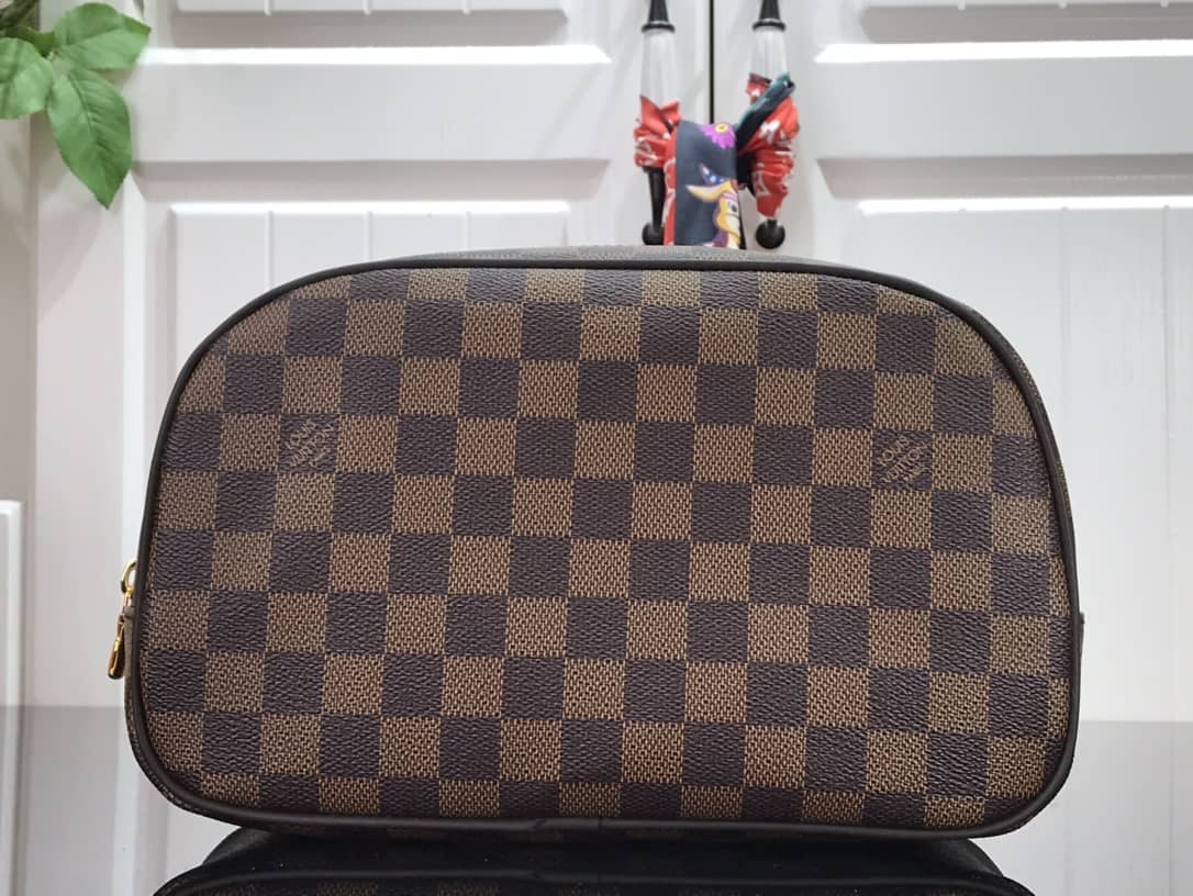 Best Replica Louis Vuitton Damier Ebene Toiletry Bag Replica M47527 - Colareps