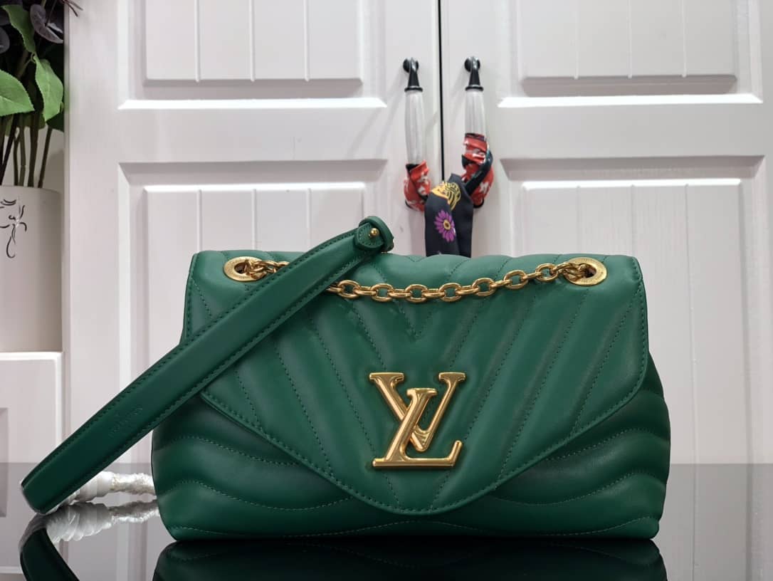 Best Replica Louis Vuitton New Wave Chain Replica Bag H24 Green M58552 - Colareps