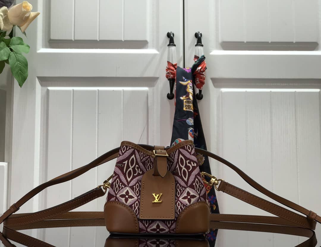 Best Replica Louis Vuitton Virgil Abloh Replica Bag Red M69973 - Colareps