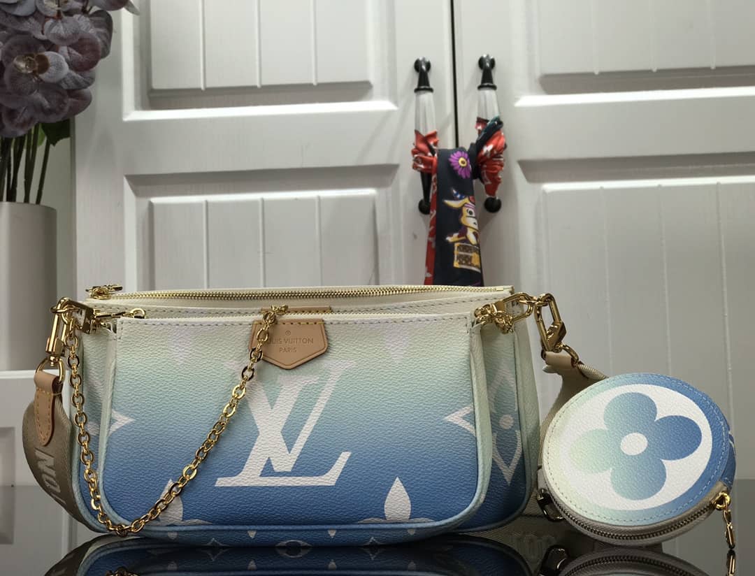 Best Replica Louis Vuitton Monogram Canvas Pochette Multi Replica Crossbodybag M57633 - Colareps