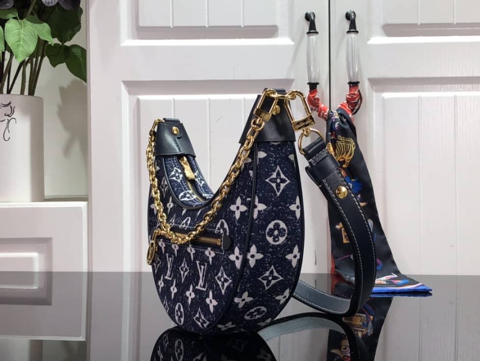 Best Replica Louis Vuitton Loop Monogram Denim Ecru Blue M81094 Replica Hobo - Colareps