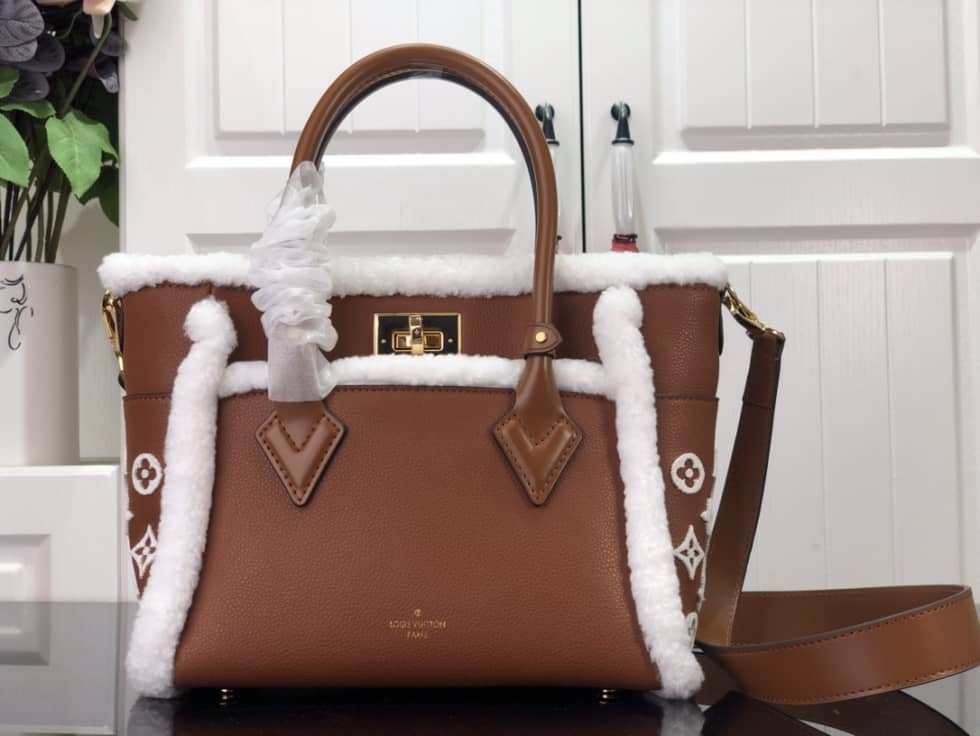 Best Replica LV Tote Dupe  On My Side PM M58918 Replica Tote - Colareps