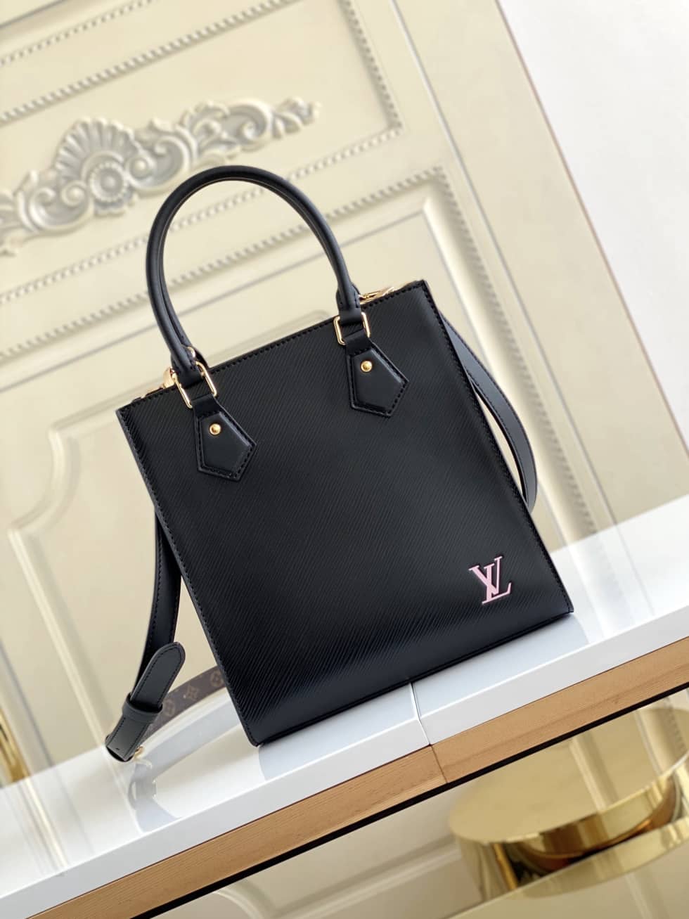 Best Replica Louis Vuitton Petit Sac Plat Epi Leather Black M69441 Replica Shoulder Bag - Colareps