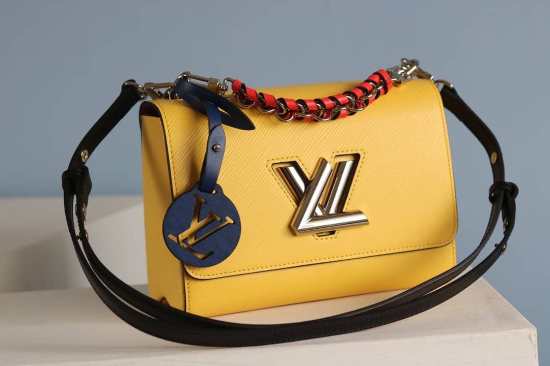Best Replica LV Tote Dupe Twist MM Crossbody Bag Replica Yellow M50305 - Colareps