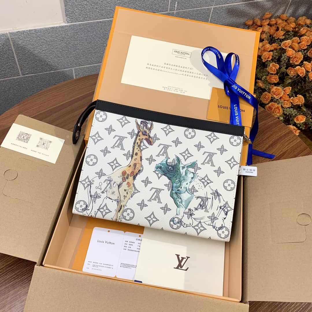 Best Replica Louis Vuitton Monogram Savane Canvas Replica Pochette Voyage M66929 - Colareps