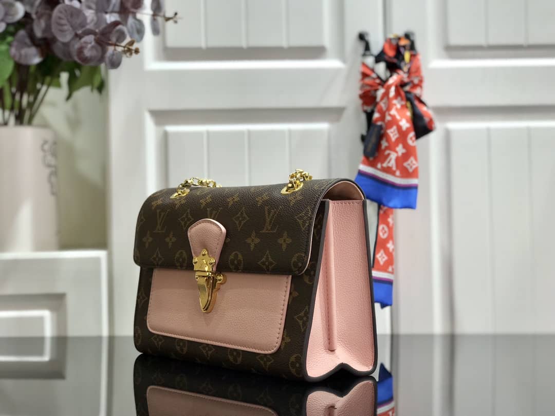 Best Replica Louis Vuitton Monogram Canvas Victoire Chain Bag Replica Pink M41731 - Colareps