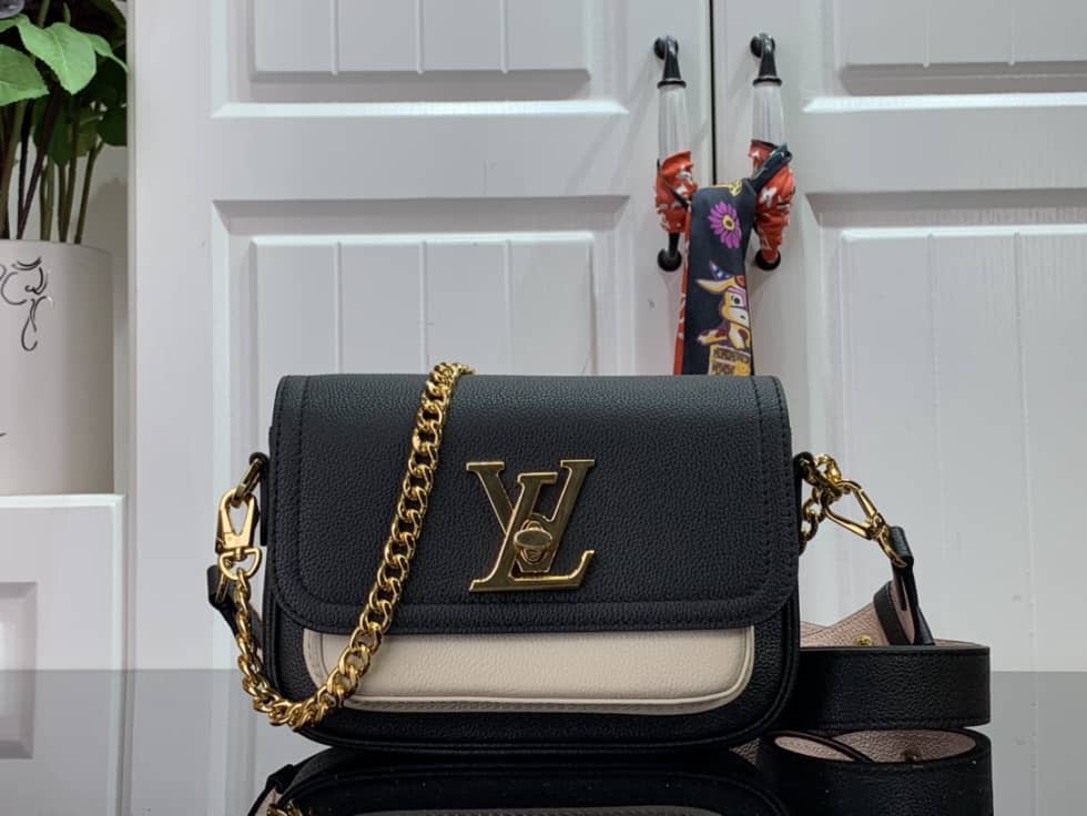 Best Replica Louis Vuitton Lockme Tender Leather Black M58557 Replica Crossbody Bag - Colareps
