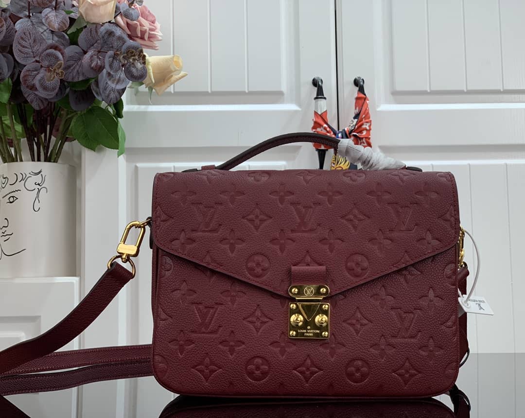 Best Replica Louis Vuitton Pochette Metis Marine Leather M44071 Replica Shoulder Bag - Colareps