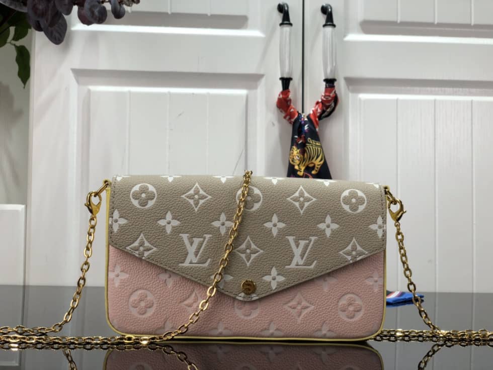 Best Replica Louis Vuitton Pochette Felicie Monogram Empreinte Pink Gery M81359 Replica - Colareps