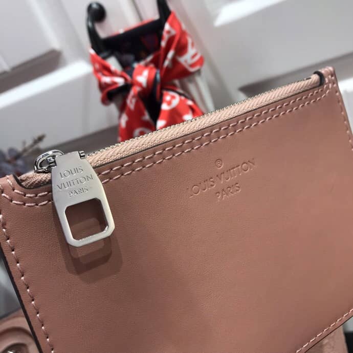 Best Replica Louis Vuitton Mahina Hina PM Leather Tote Replica Pink M54353 - Colareps