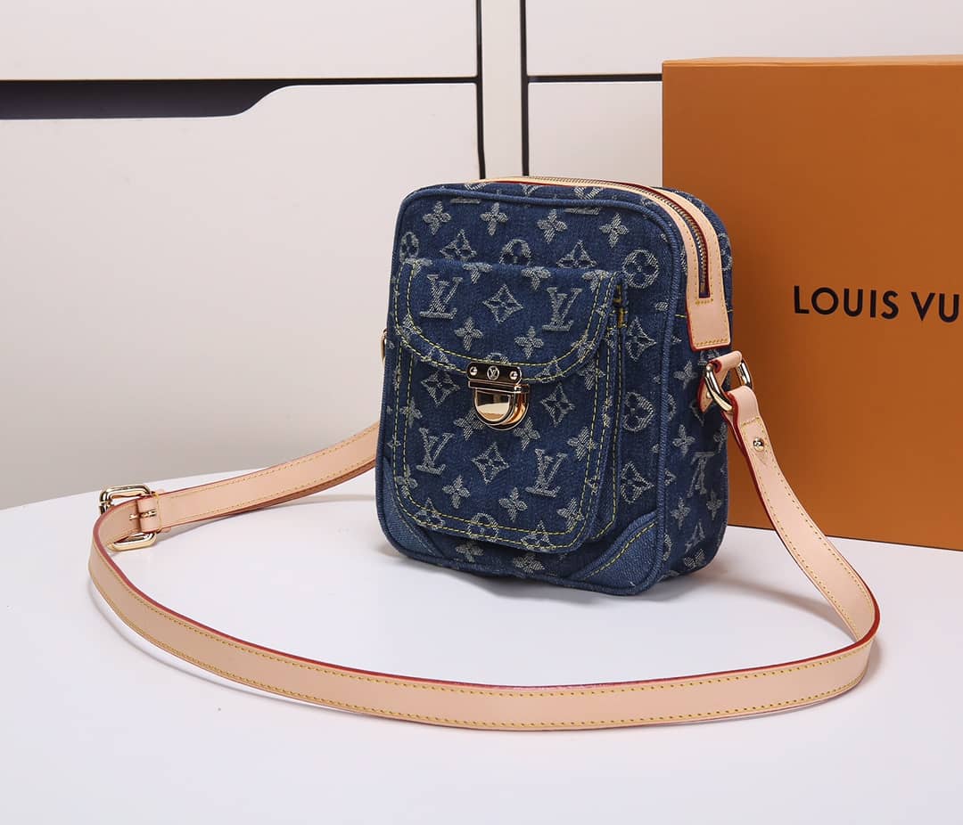 Best Replica Louis Vuitton Monogram Denim Replica Camera Bag M95348 - Colareps