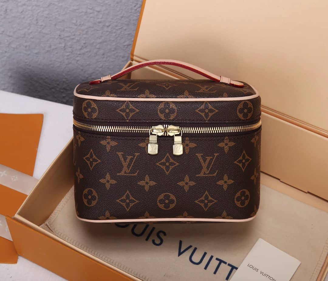 Best Replica Louis Vuitton Monogram Canvas Nice Mini Beauty Case Replica M44495 - Colareps