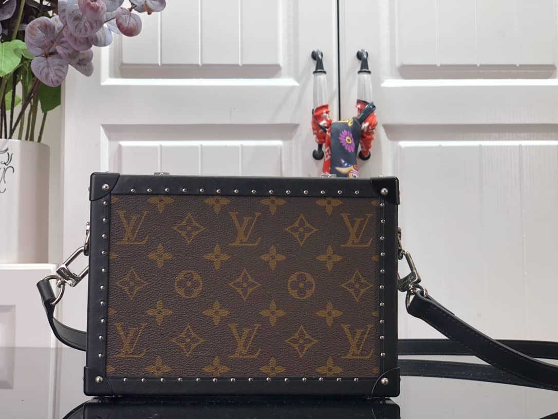 Best Replica Louis Vuitton Monogram Massacar Canvas Clutch Box Replica - Colareps