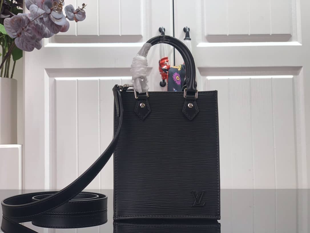 Best Replica Louis Vuitton Petit Sac Plat Flat Shoulder Bag Replica Black M80169 - Colareps